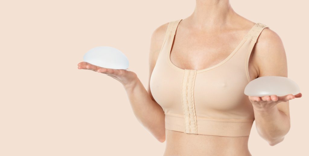 Prótese de silicone de alta adesão