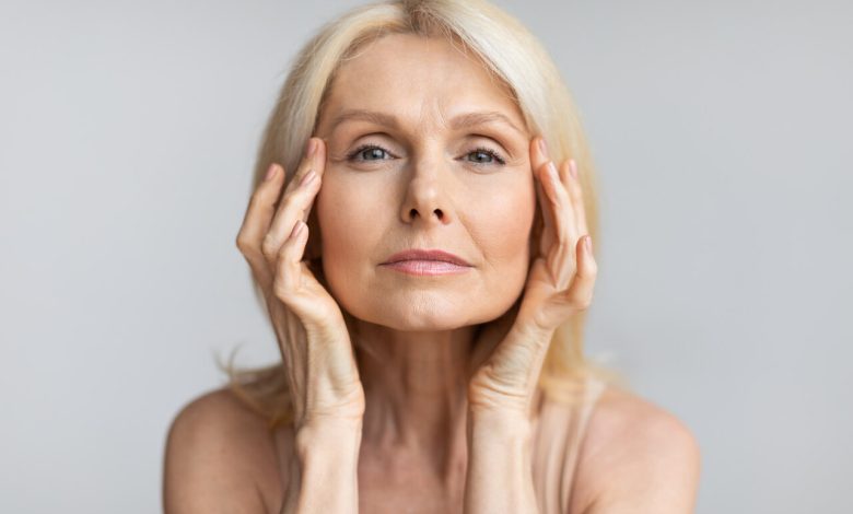 O segredo de um rosto jovem não está na pele… está por baixo dela